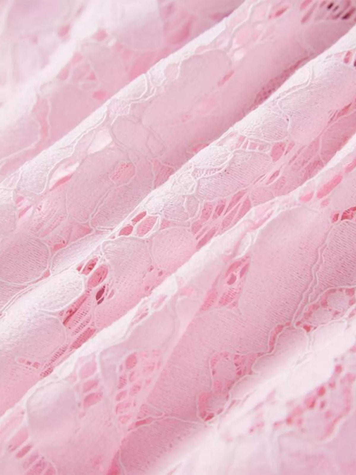 Pink short-sleeve lace mermaid midi dress, lace detail.