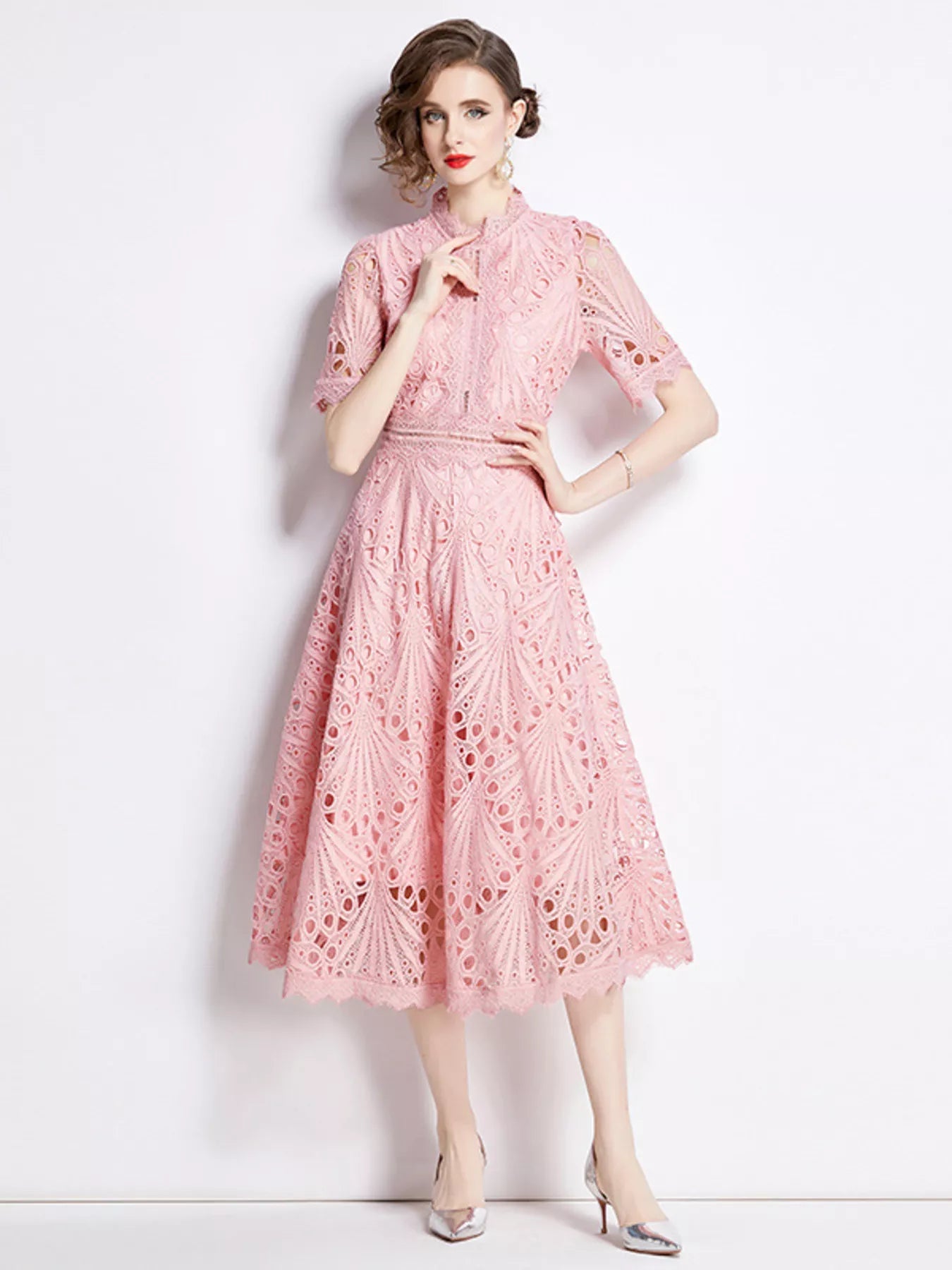 Plus Size Lace Midi Dress with Short Sleeves – alternate view 10