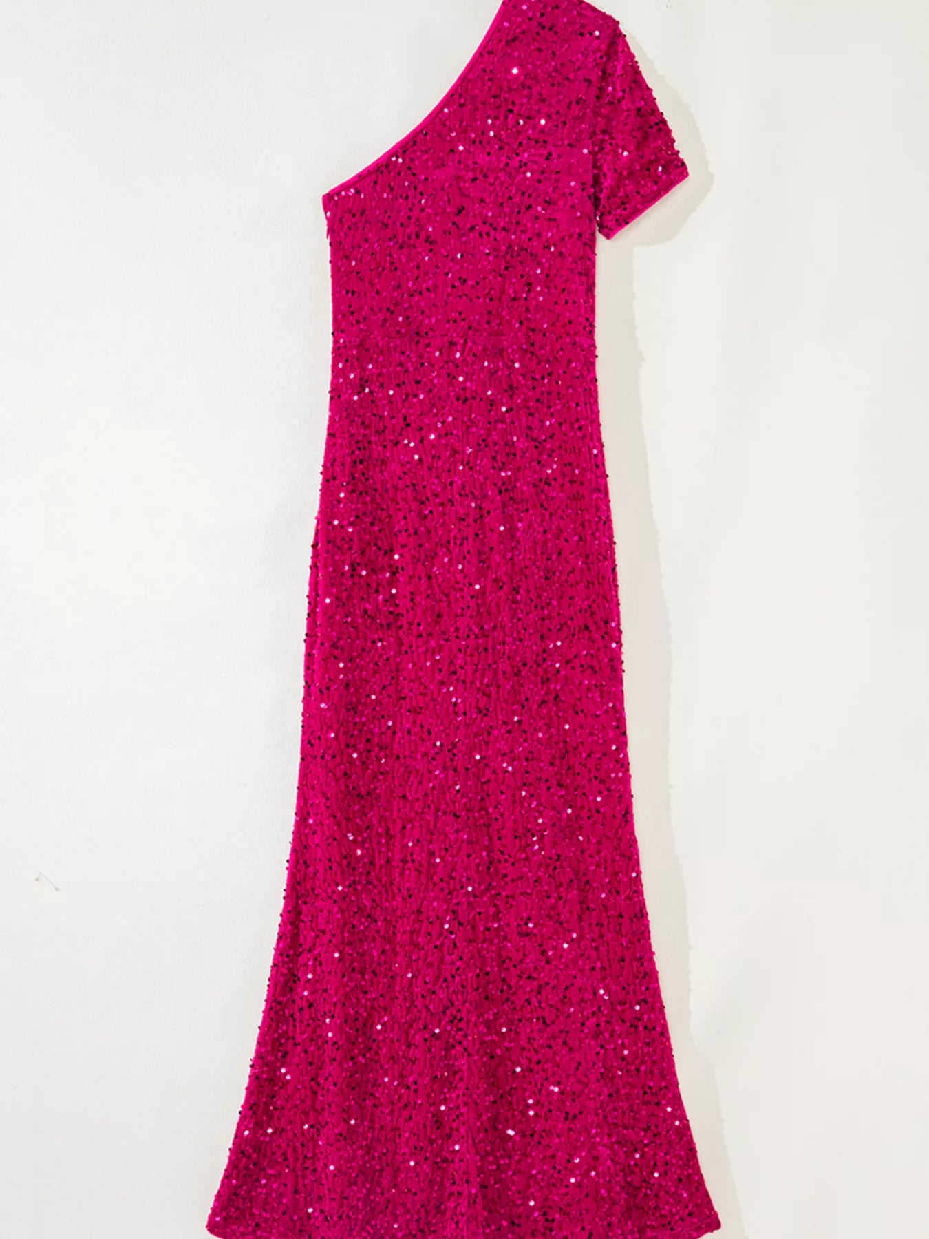 One-shoulder sequin dress high-slit view