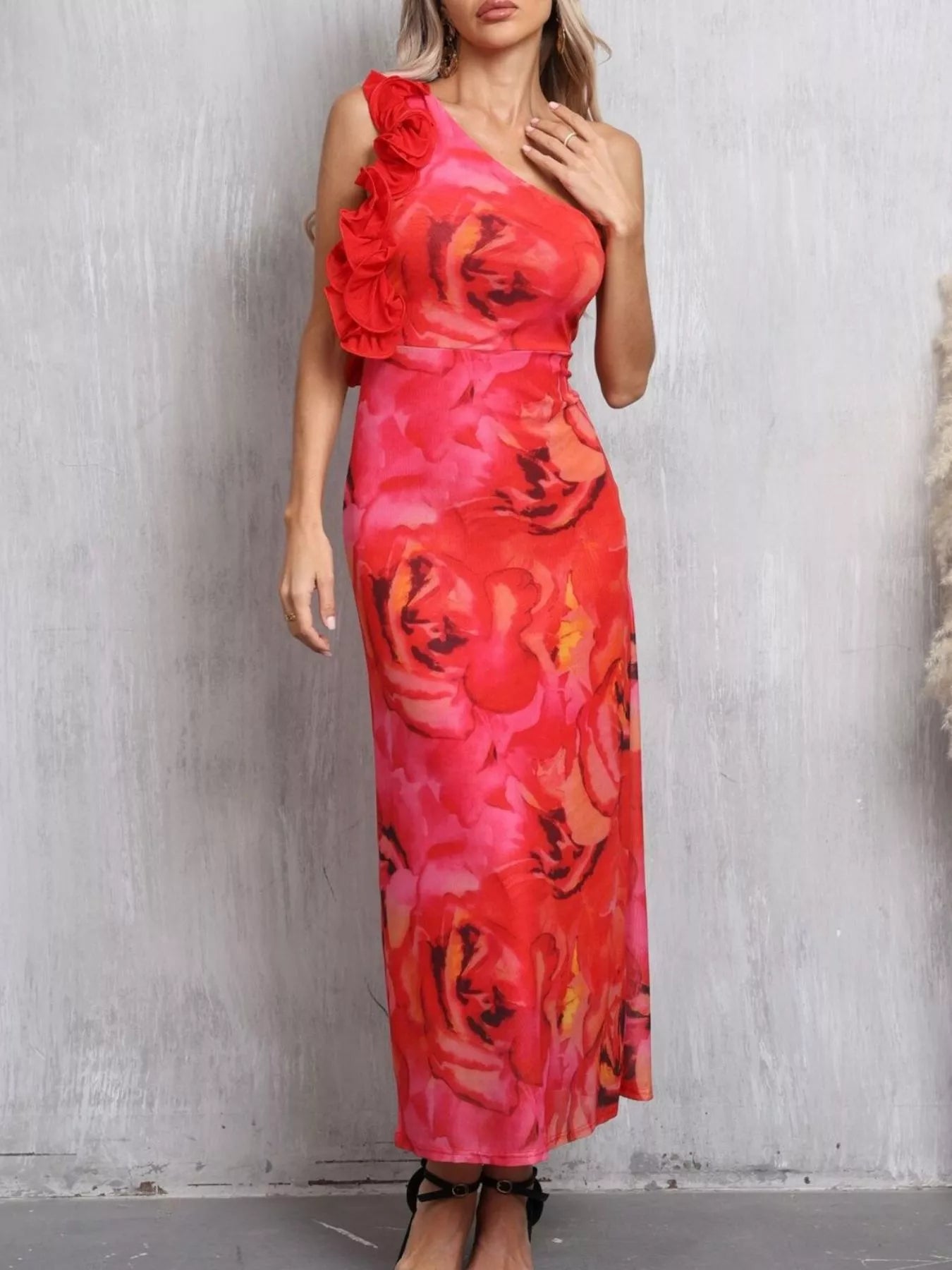 Floral one shoulder ruffle dress detail
