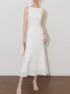 Sleeveless occasion dress detail