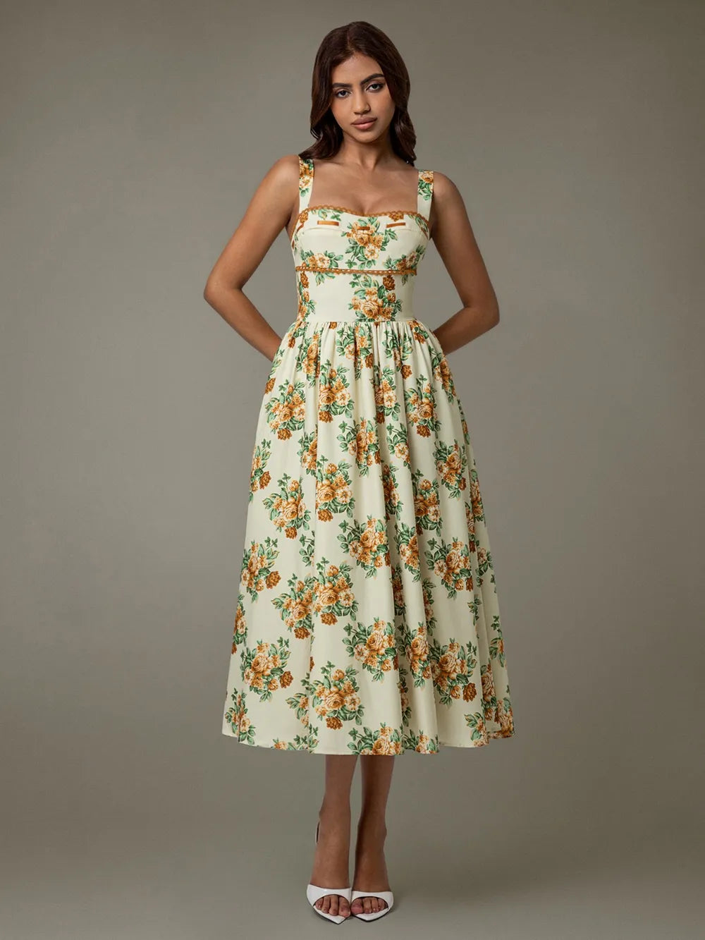 Lace trim floral dress detail