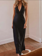 Halter neck maxi dress with flowing silhouette